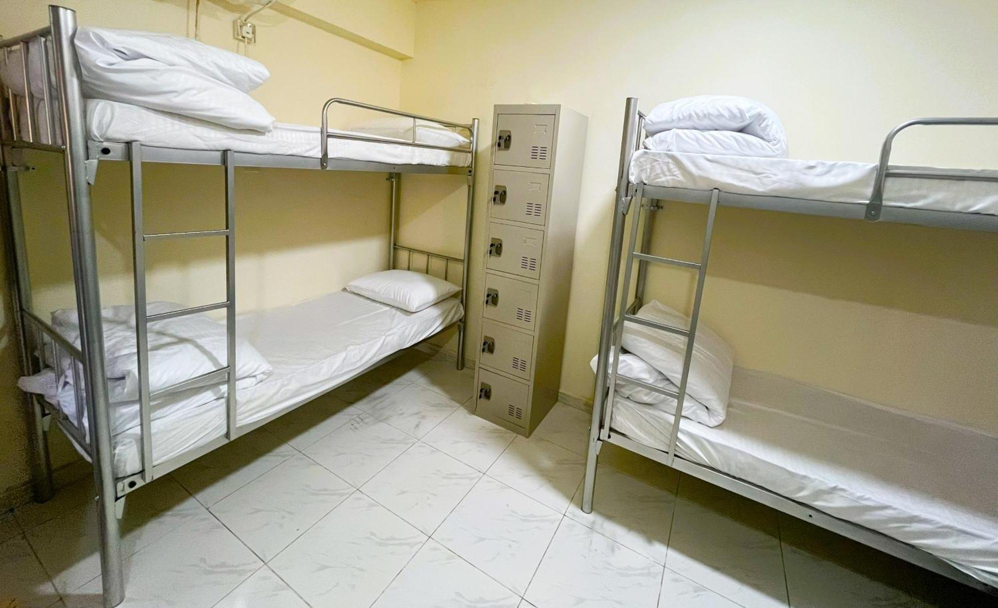 Yoko Luxury Hostel Dubai Bagian luar foto